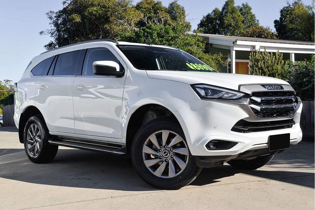 2022 Isuzu MU-X LS-U