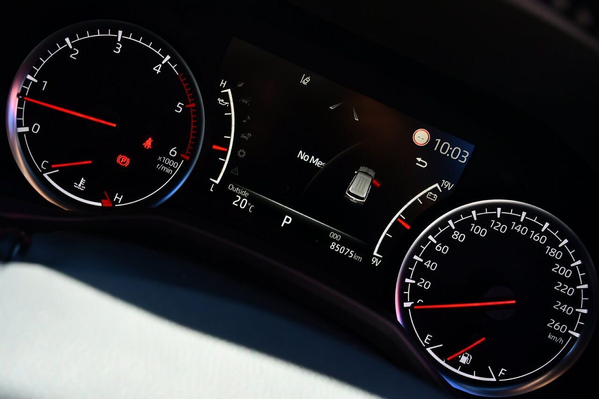 2022 Toyota Landcruiser Sahara FJA300R