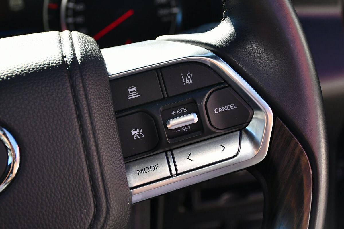 2023 Toyota Landcruiser VX FJA300R