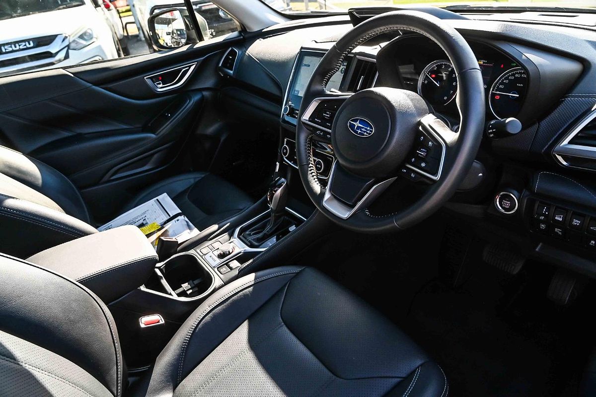 2024 Subaru Forester Hybrid S S5