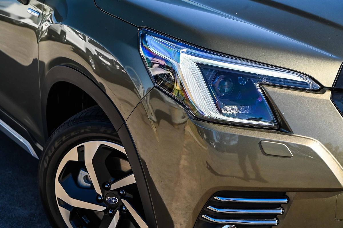2024 Subaru Forester Hybrid S S5