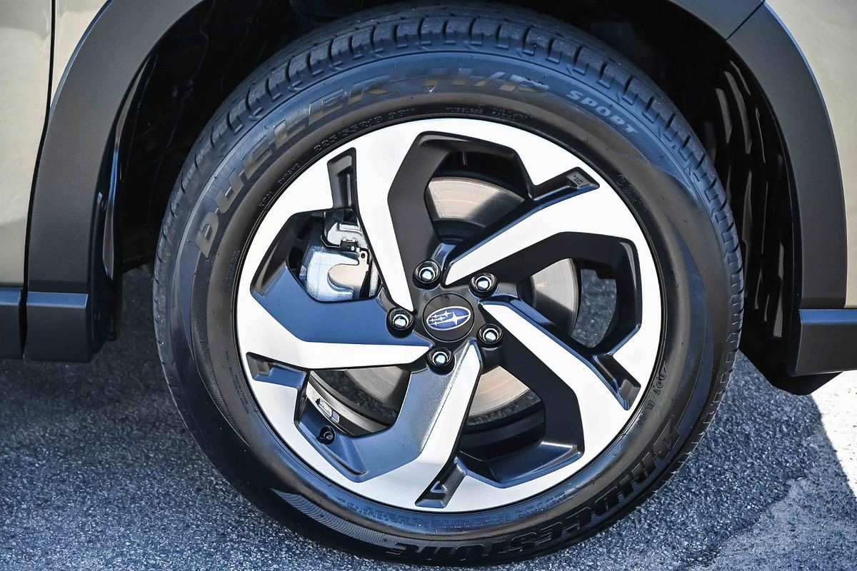 2024 Subaru Forester Hybrid S S5