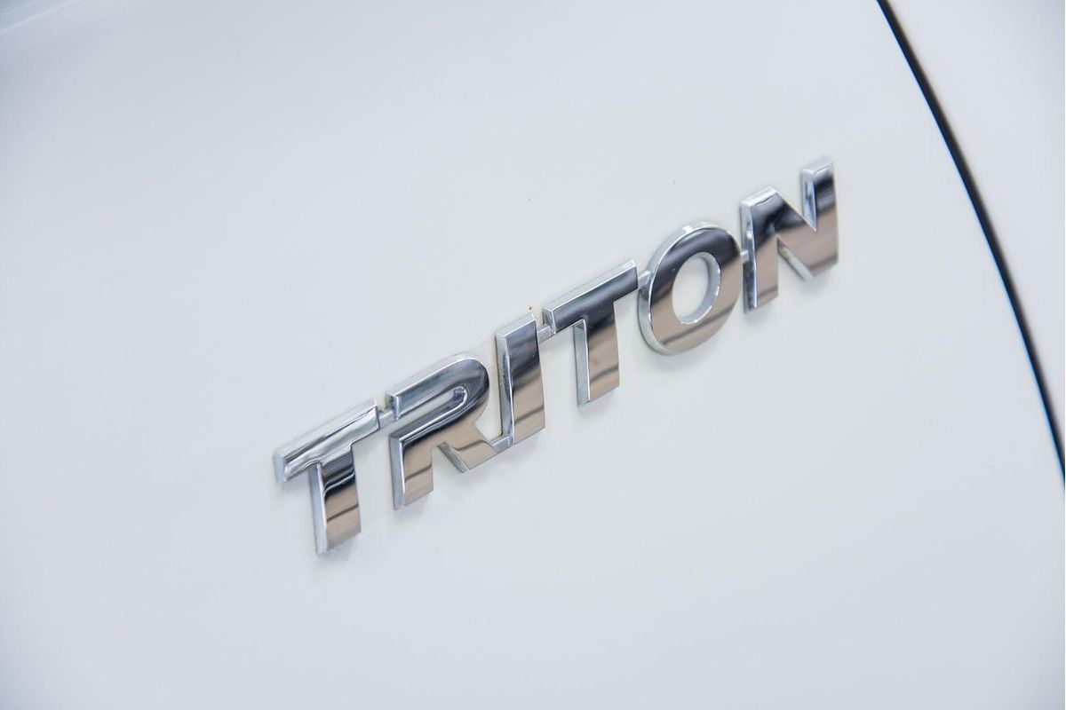 2020 Mitsubishi Triton GLX ADAS MR 4X4