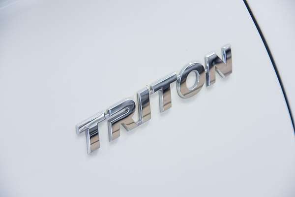 2020 Mitsubishi Triton GLX ADAS MR 4X4