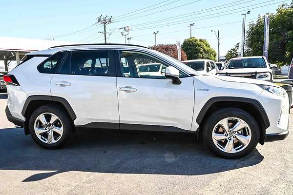 2020 Toyota RAV4 GXL AXAH52R
