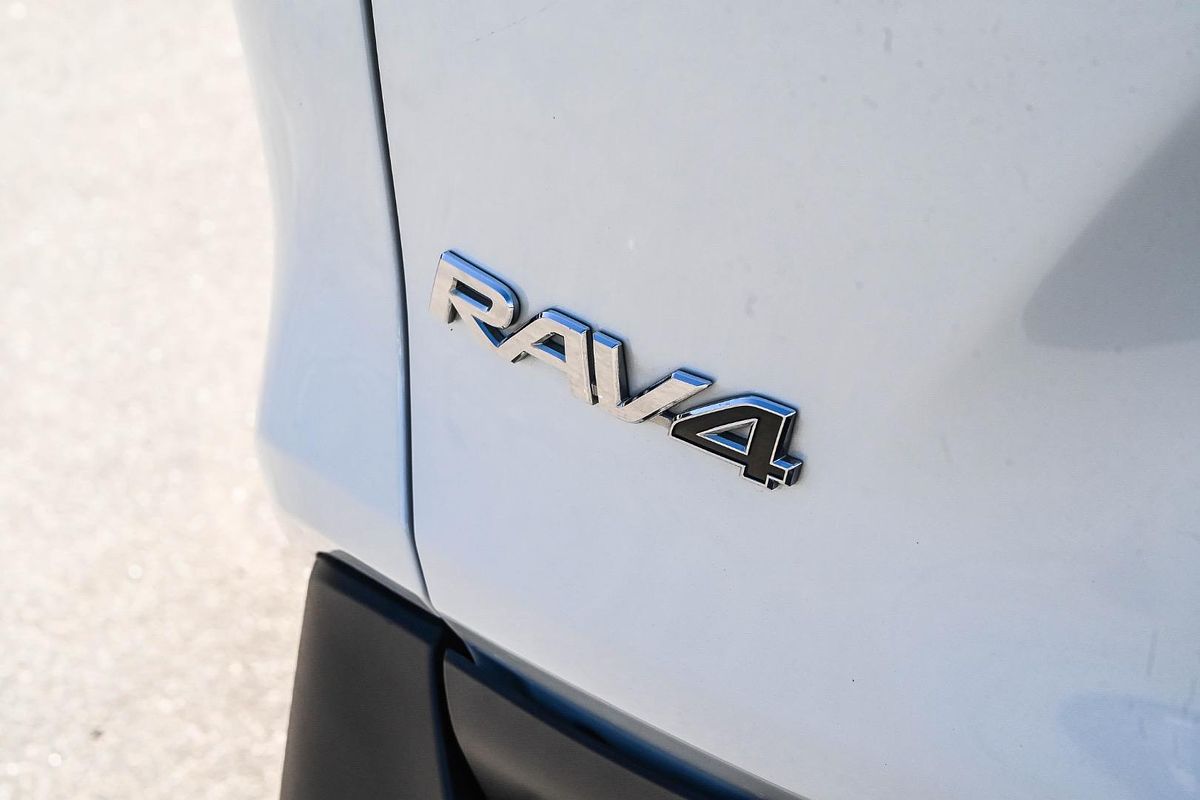 2020 Toyota RAV4 GXL AXAH52R