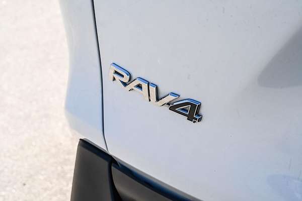 2020 Toyota RAV4 GXL AXAH52R