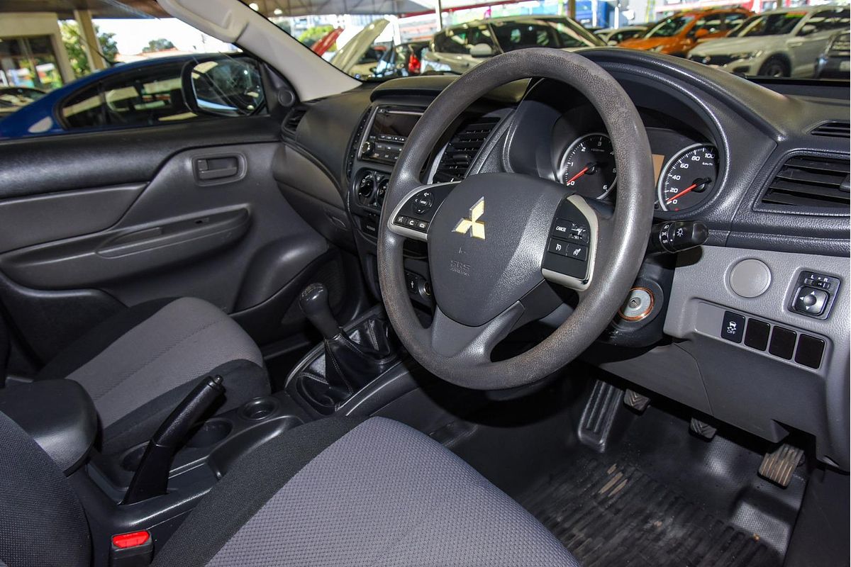 2015 Mitsubishi Triton GLX MQ Rear Wheel Drive
