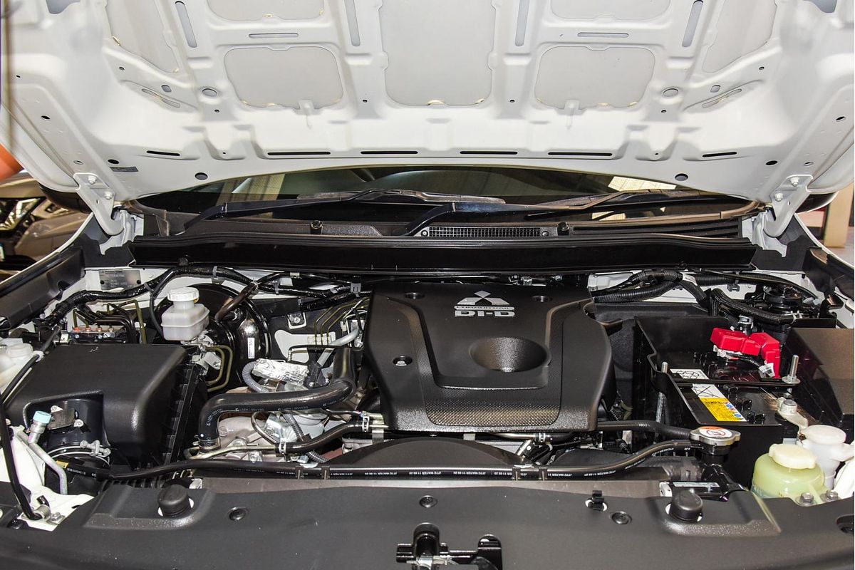 2020 Mitsubishi Triton GLX ADAS MR 4X4
