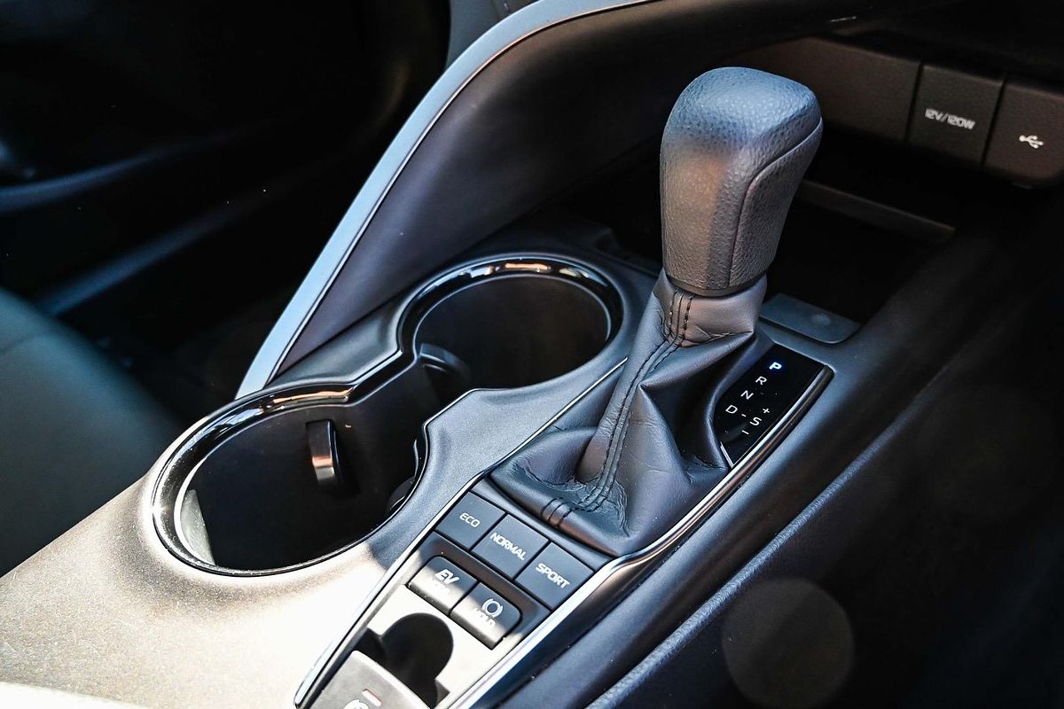 2023 Toyota Camry Ascent AXVH70R