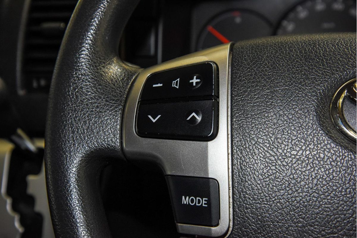 2014 Toyota Hiace Commuter KDH223R