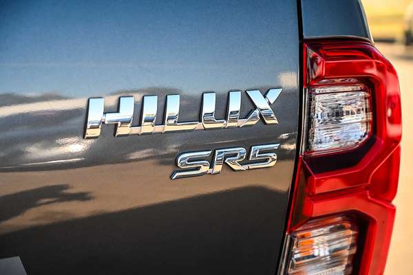 2022 Toyota Hilux SR5 GUN126R 4X4