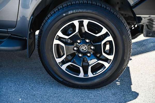 2022 Toyota Hilux SR5 GUN126R 4X4