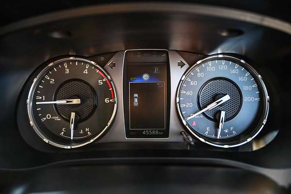 2022 Toyota Hilux SR5 GUN126R 4X4