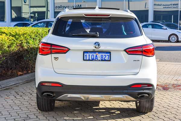2022 MG HS Essence SAS23