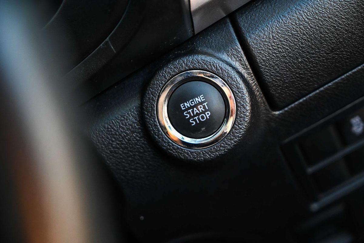 2022 Toyota Hilux SR5 GUN126R 4X4