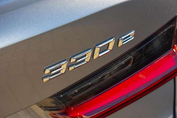 2023 BMW 3 Series 330e M Sport G20 LCI