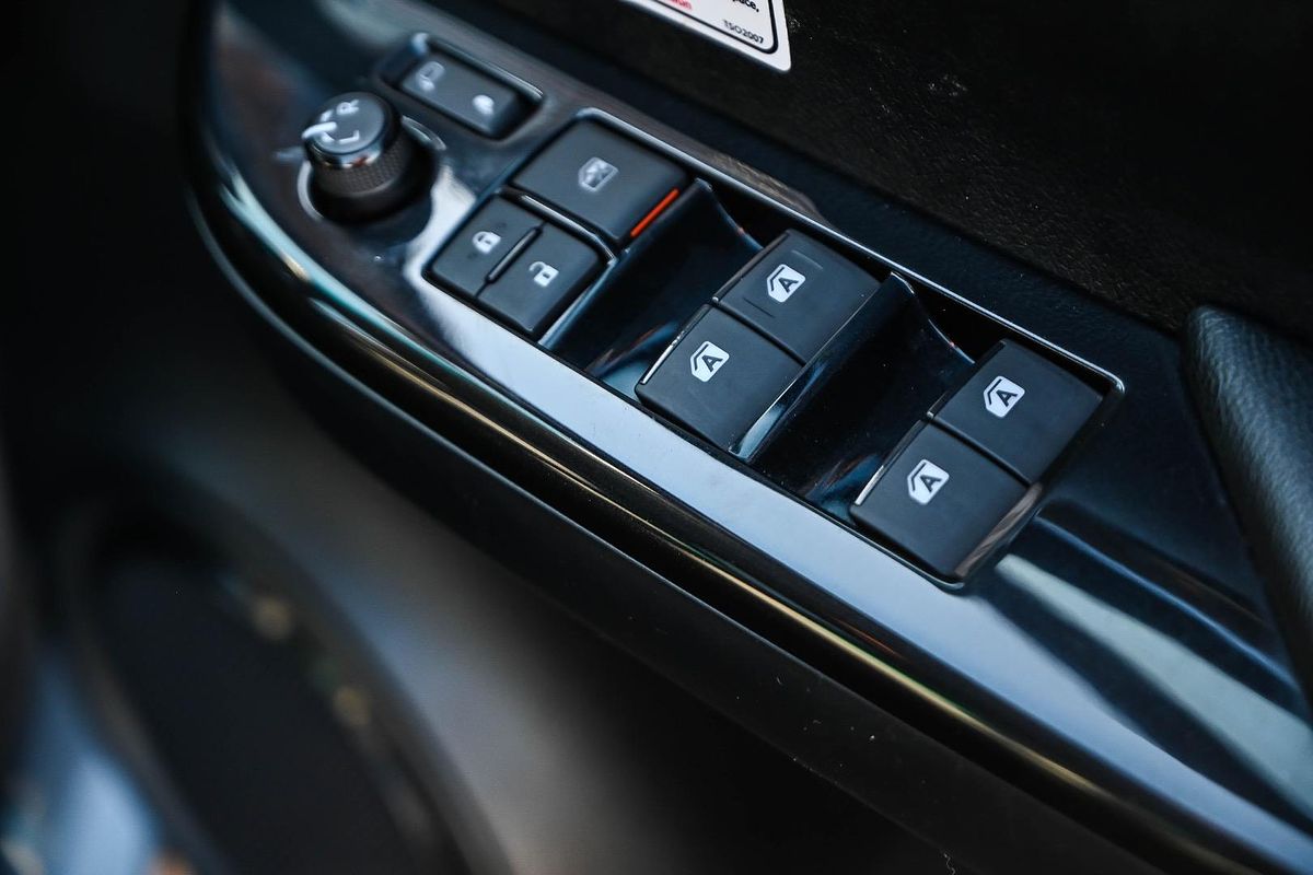 2022 Toyota Hilux SR5 GUN126R 4X4