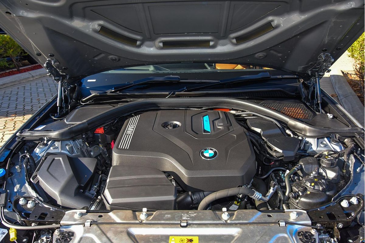 2023 BMW 3 Series 330e M Sport G20 LCI