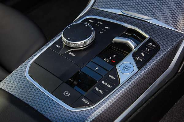 2023 BMW 3 Series 330i M Sport G20 LCI