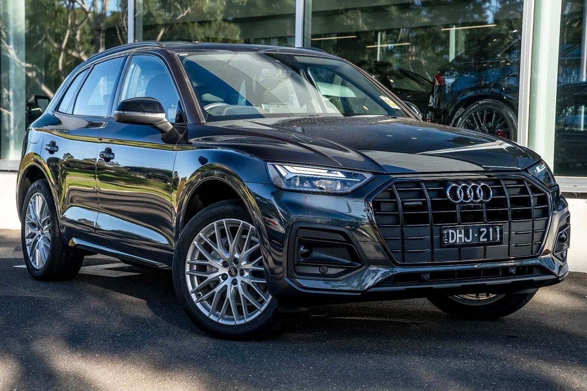 2024 Audi Q5 40 TDI Sport FY