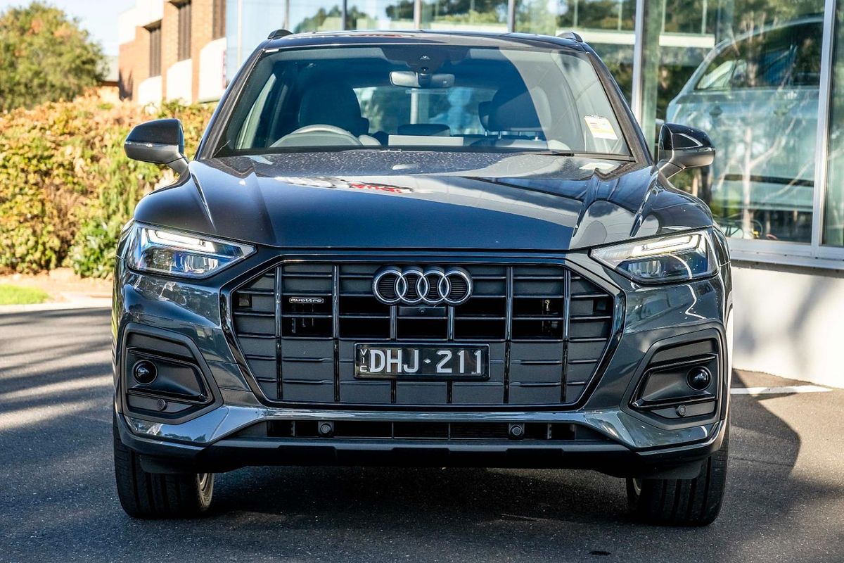 2024 Audi Q5 40 TDI Sport FY