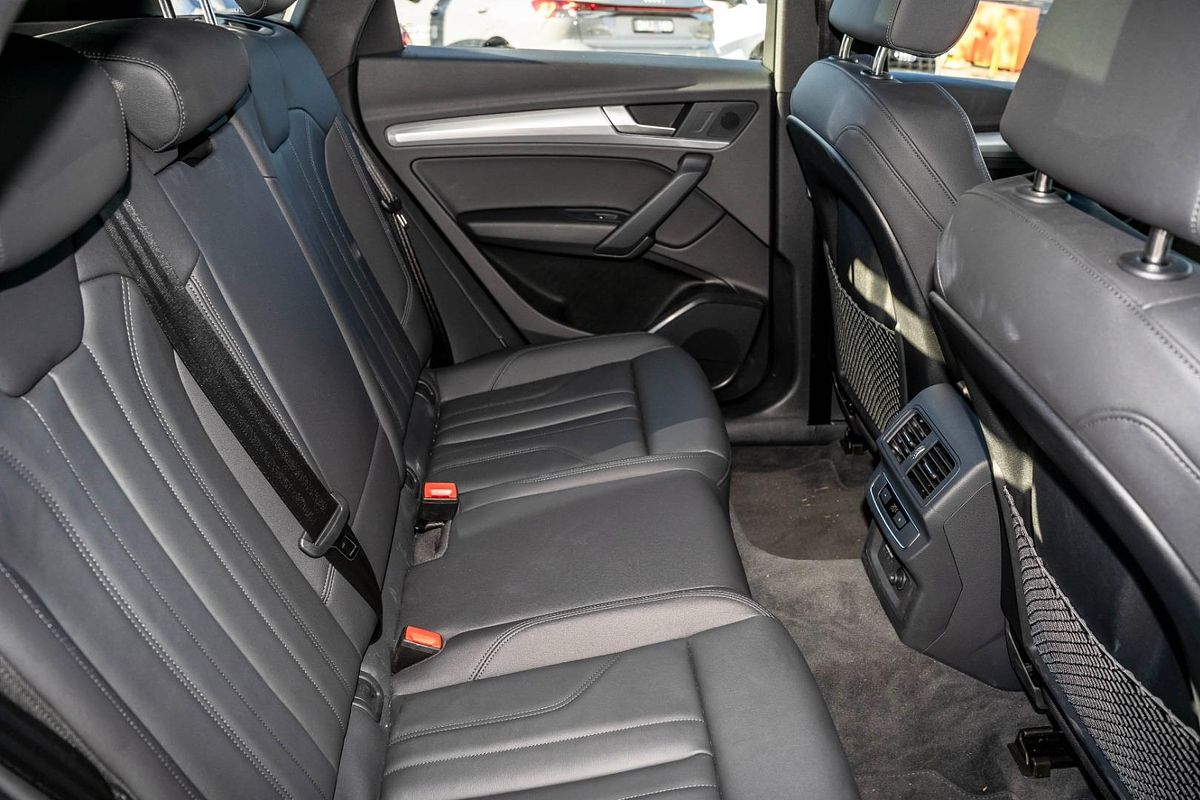 2024 Audi Q5 40 TDI Sport FY