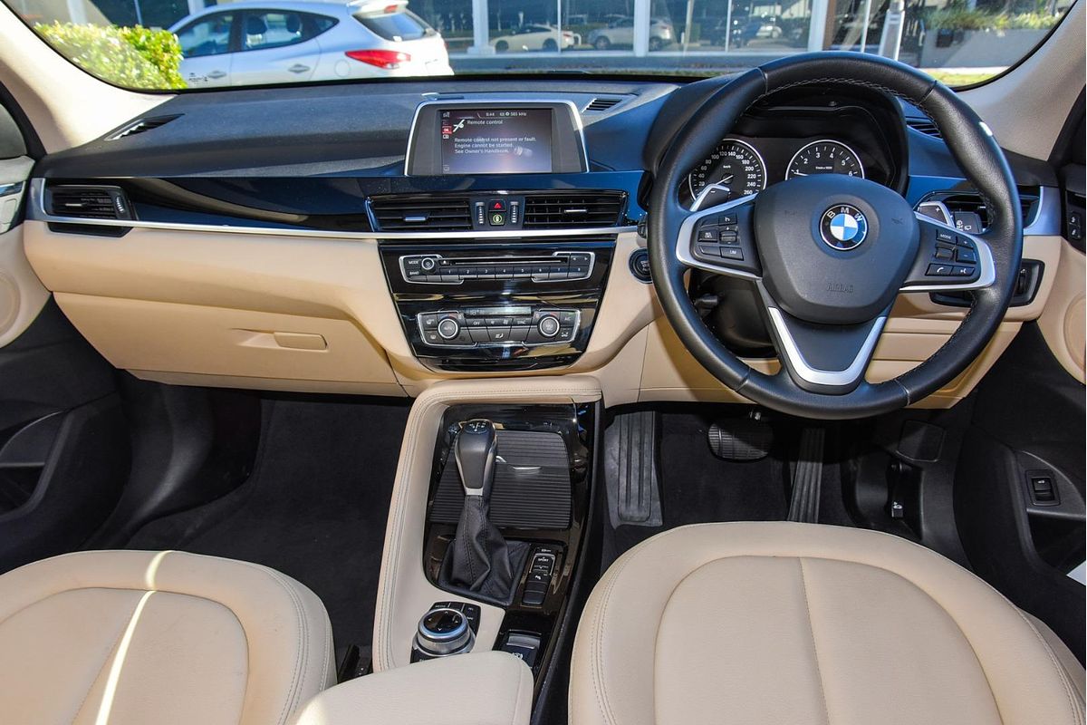 2017 BMW X1 sDrive20i F48
