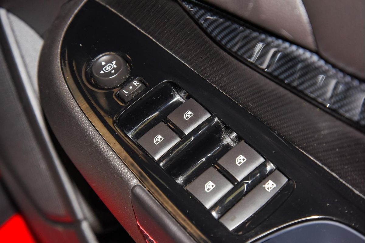 2016 Holden Commodore SV6 Black VF Series II