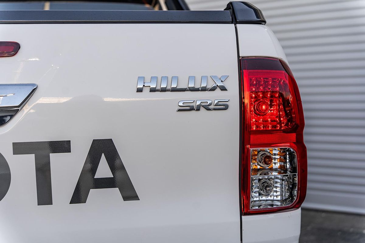 2018 Toyota Hilux SR GUN126R 4X4
