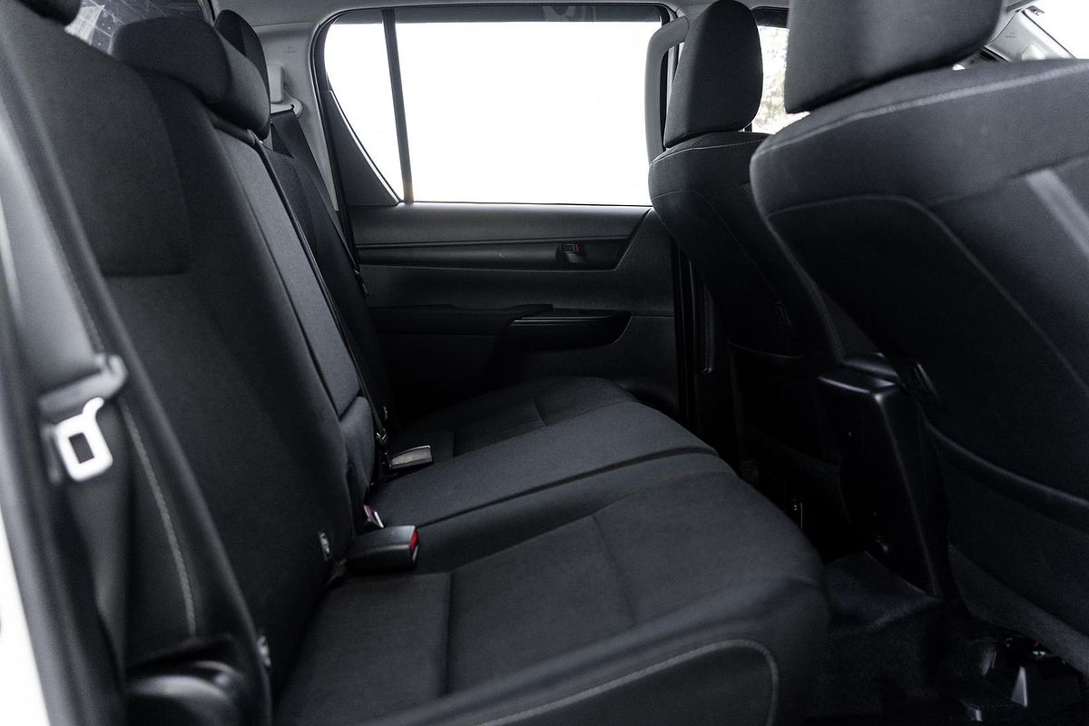 2018 Toyota Hilux SR GUN126R 4X4