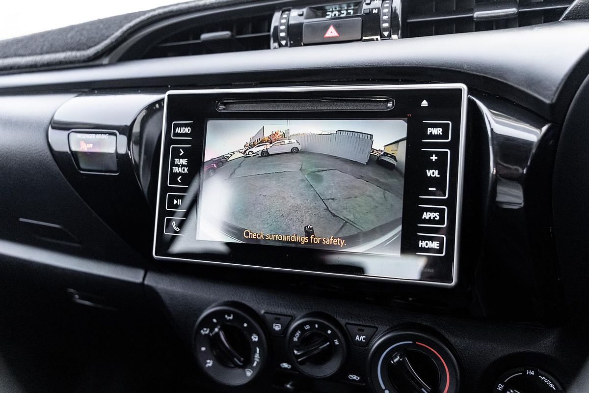2018 Toyota Hilux SR GUN126R 4X4