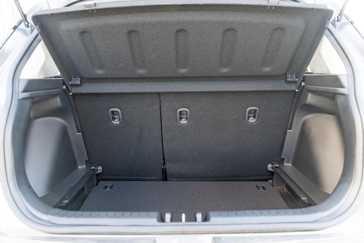 2025 Hyundai Venue Active QX.V5