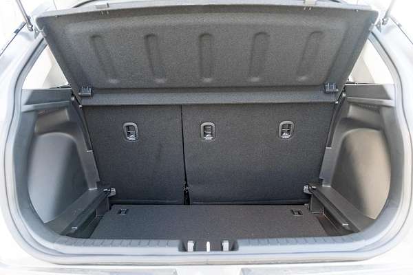 2025 Hyundai Venue Active QX.V5