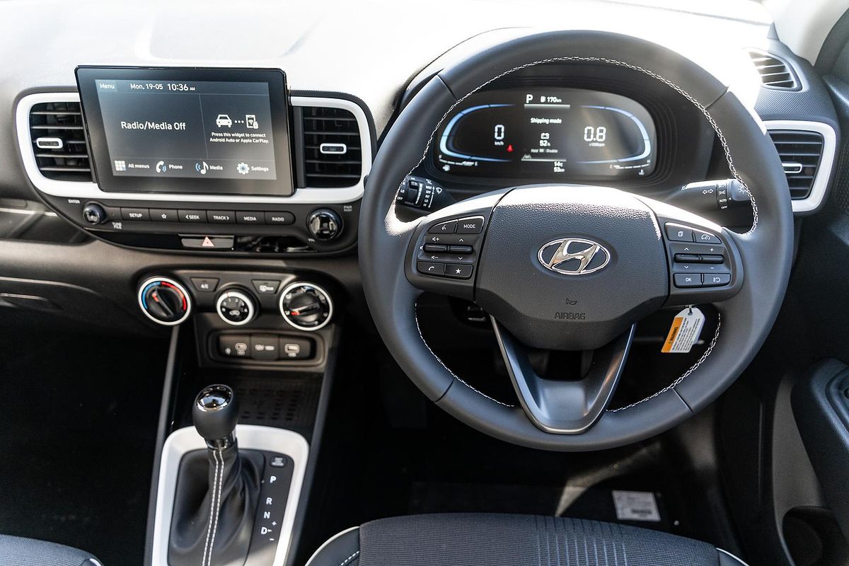 2025 Hyundai Venue Active QX.V5