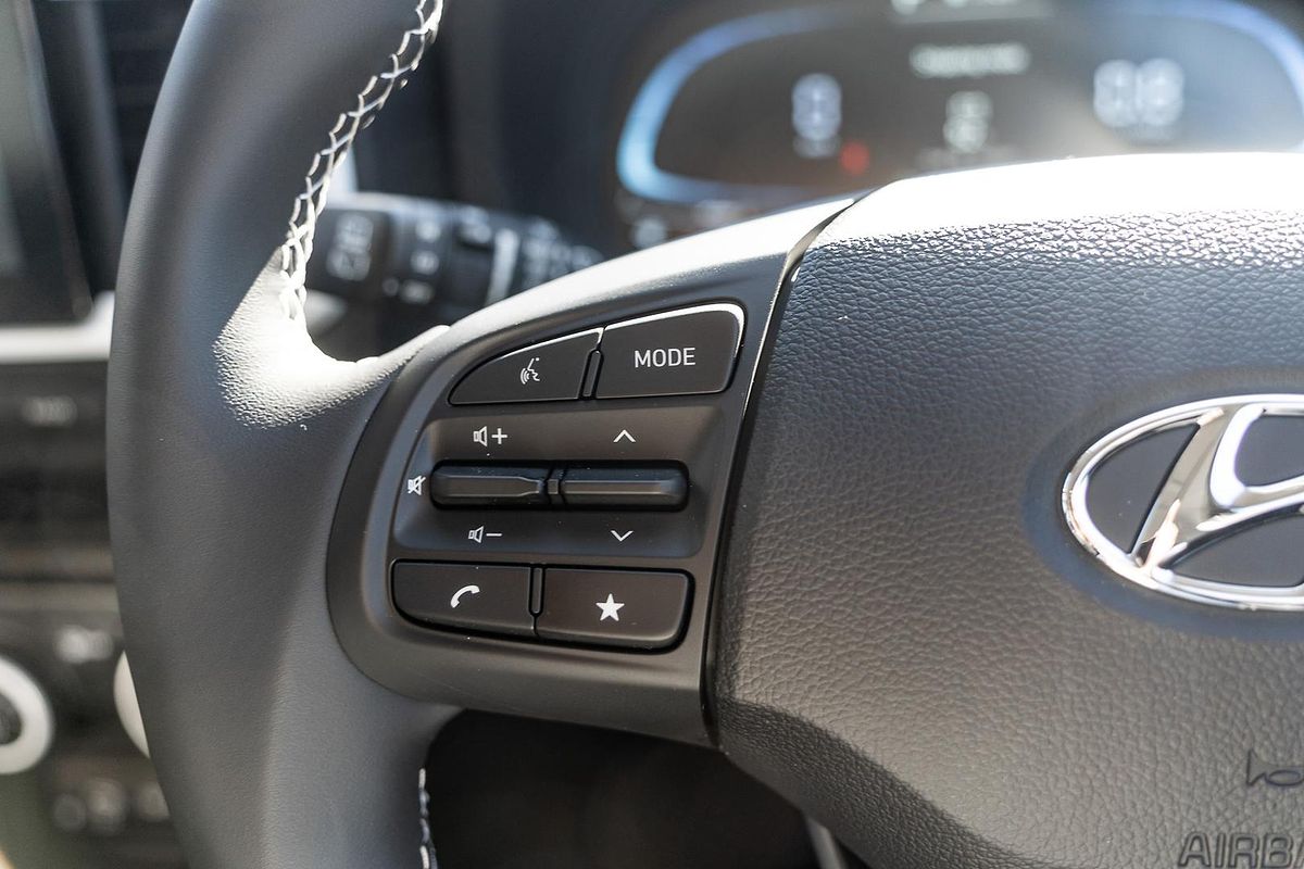 2025 Hyundai Venue Active QX.V5