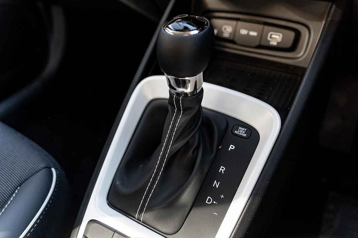 2025 Hyundai Venue Active QX.V5