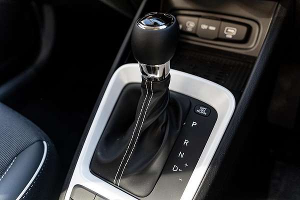 2025 Hyundai Venue Active QX.V5