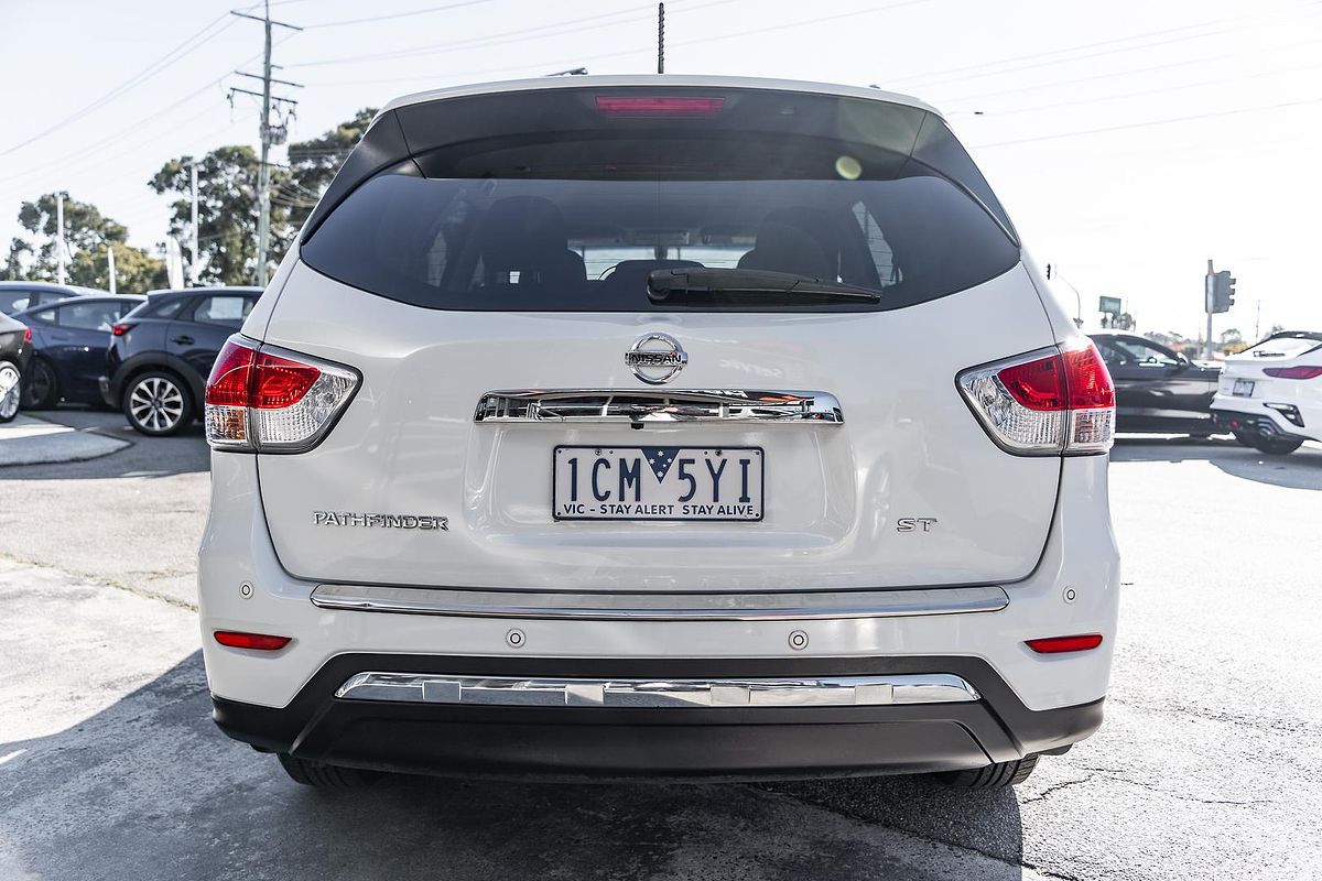 2014 Nissan Pathfinder ST R52