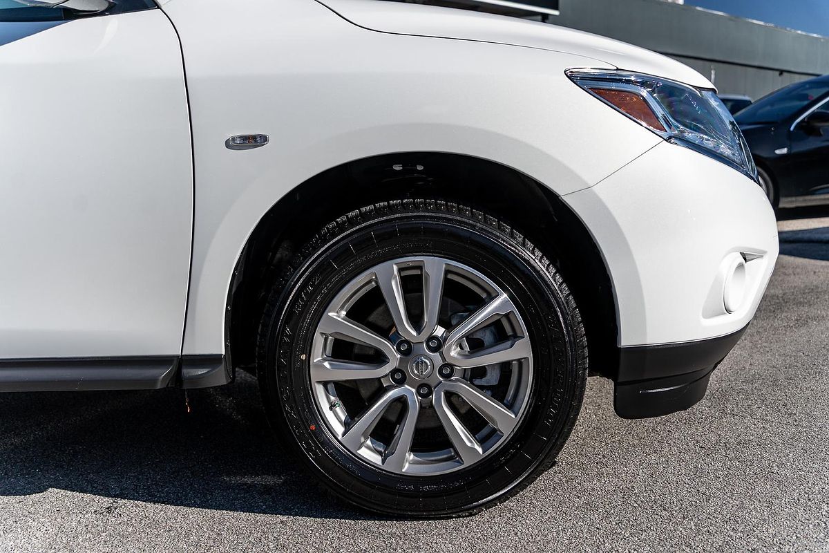 2014 Nissan Pathfinder ST R52