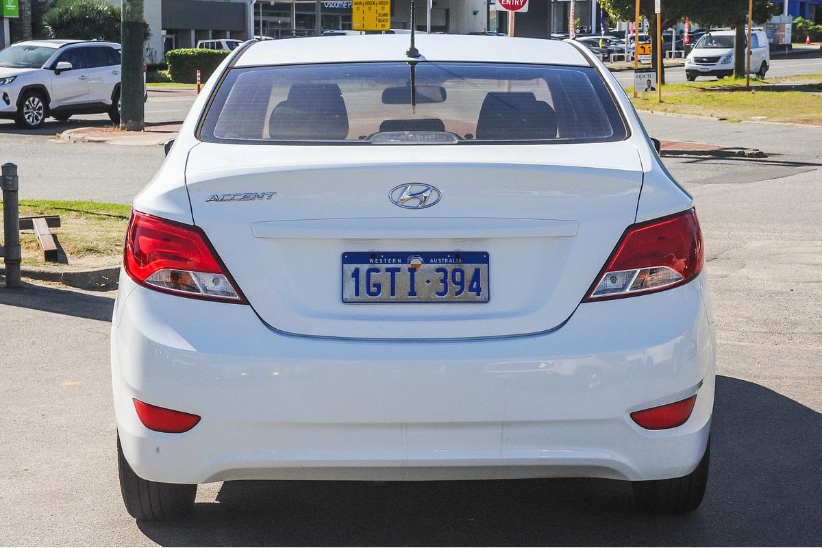 2015 Hyundai Accent Active RB2