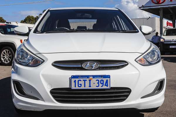 2015 Hyundai Accent Active RB2