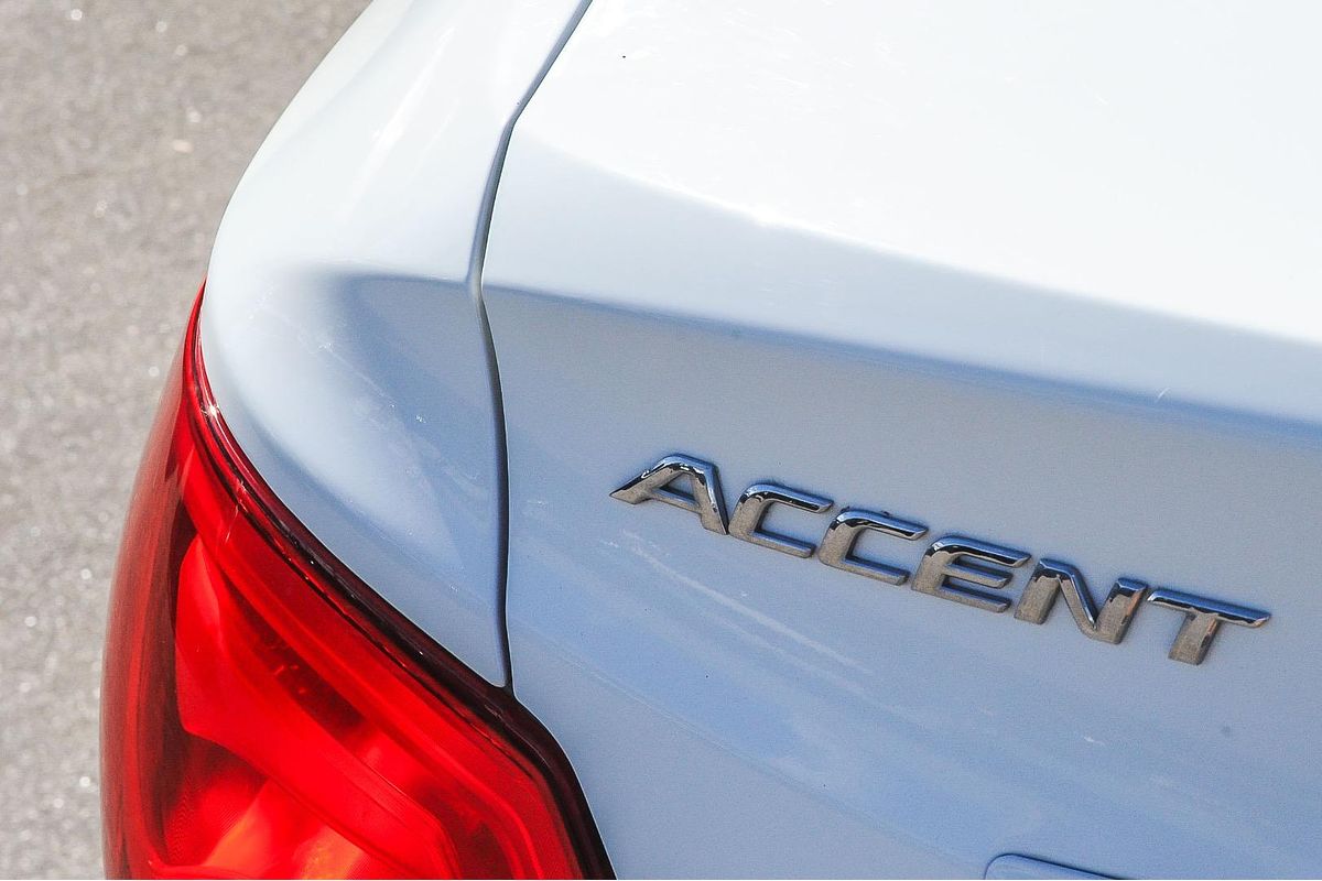 2015 Hyundai Accent Active RB2