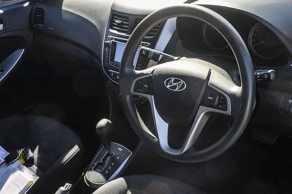 2015 Hyundai Accent Active RB2