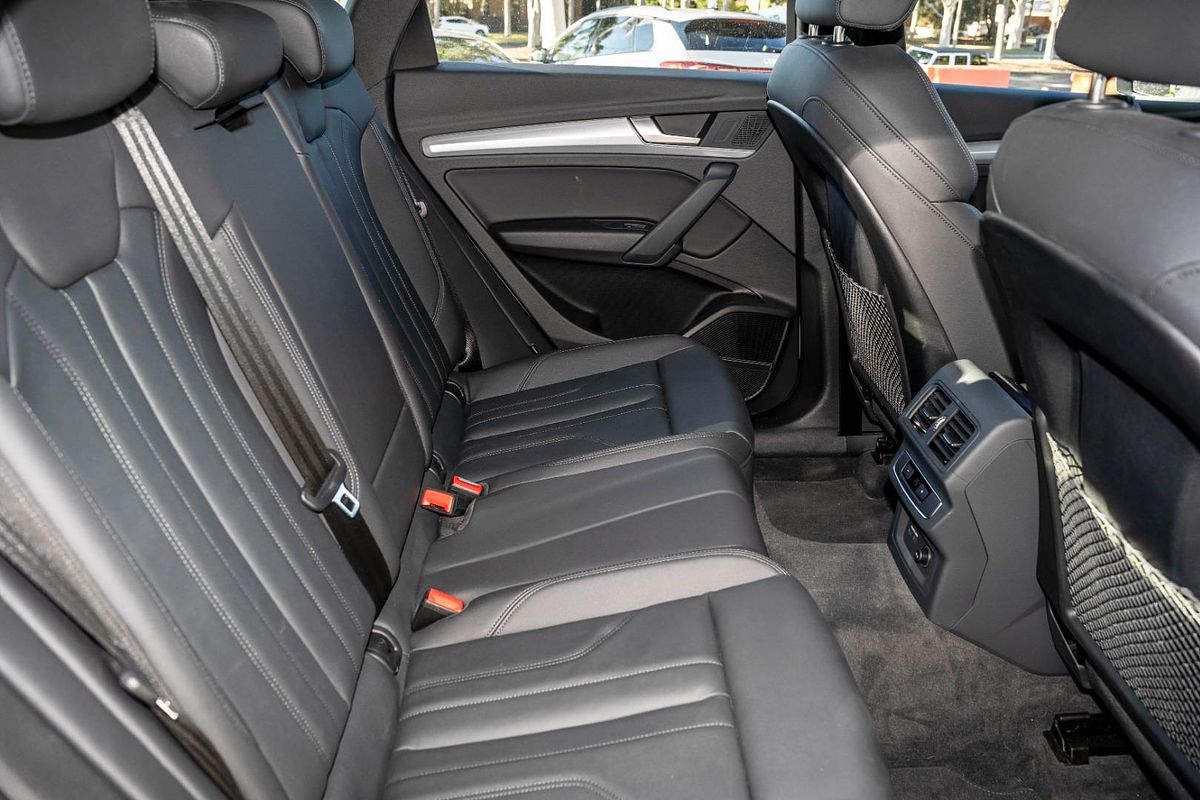 2024 Audi Q5 45 TFSI S line FY