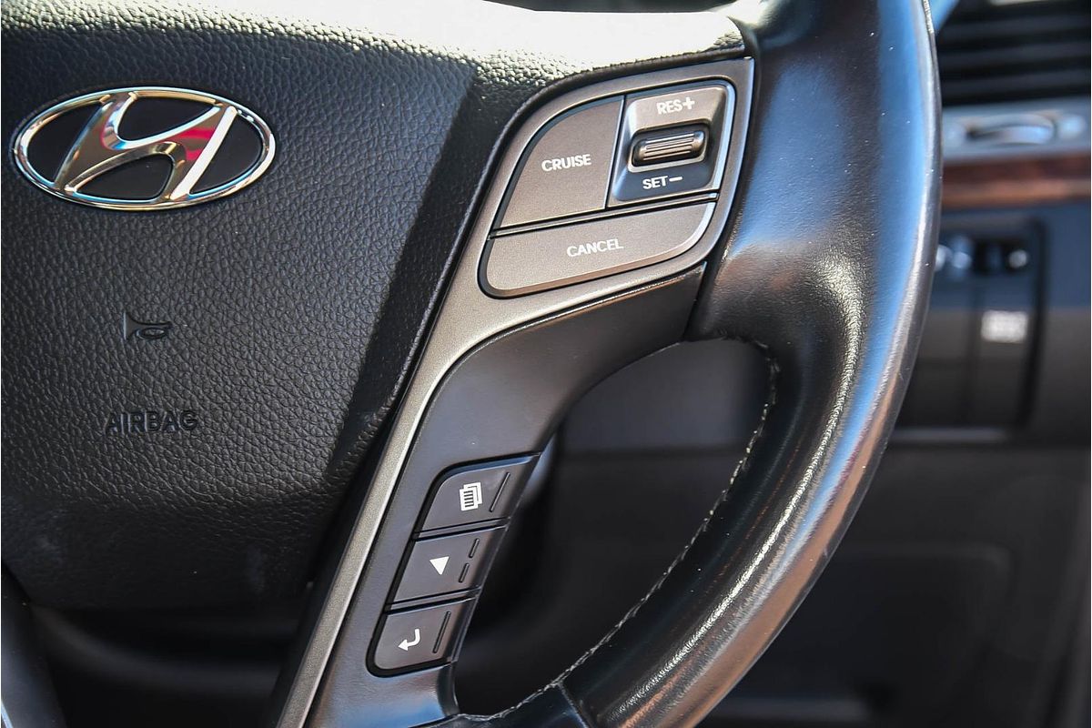 2017 Hyundai Santa Fe Active DM3 Series II