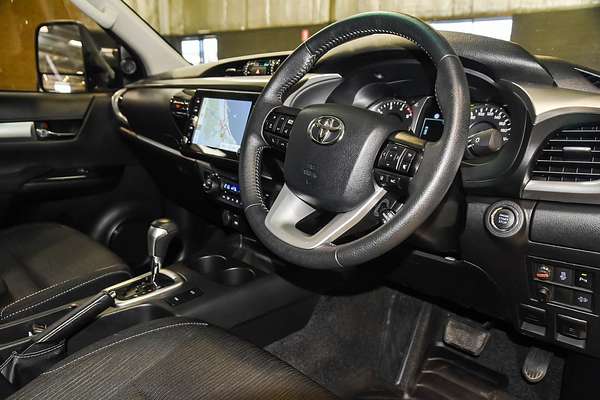 2021 Toyota Hilux SR5 GUN126R 4X4