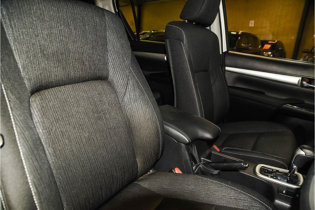 2021 Toyota Hilux SR5 GUN126R 4X4