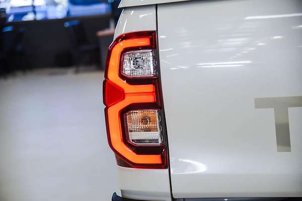 2021 Toyota Hilux SR5 GUN126R 4X4