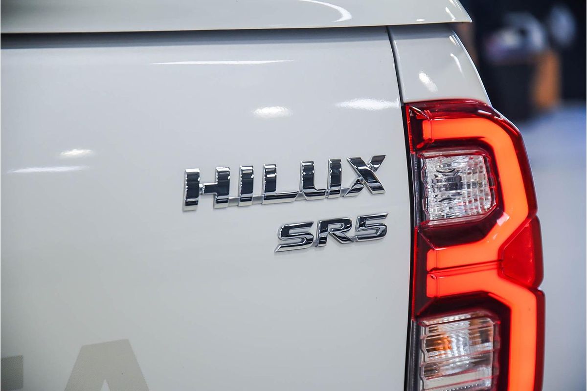 2021 Toyota Hilux SR5 GUN126R 4X4